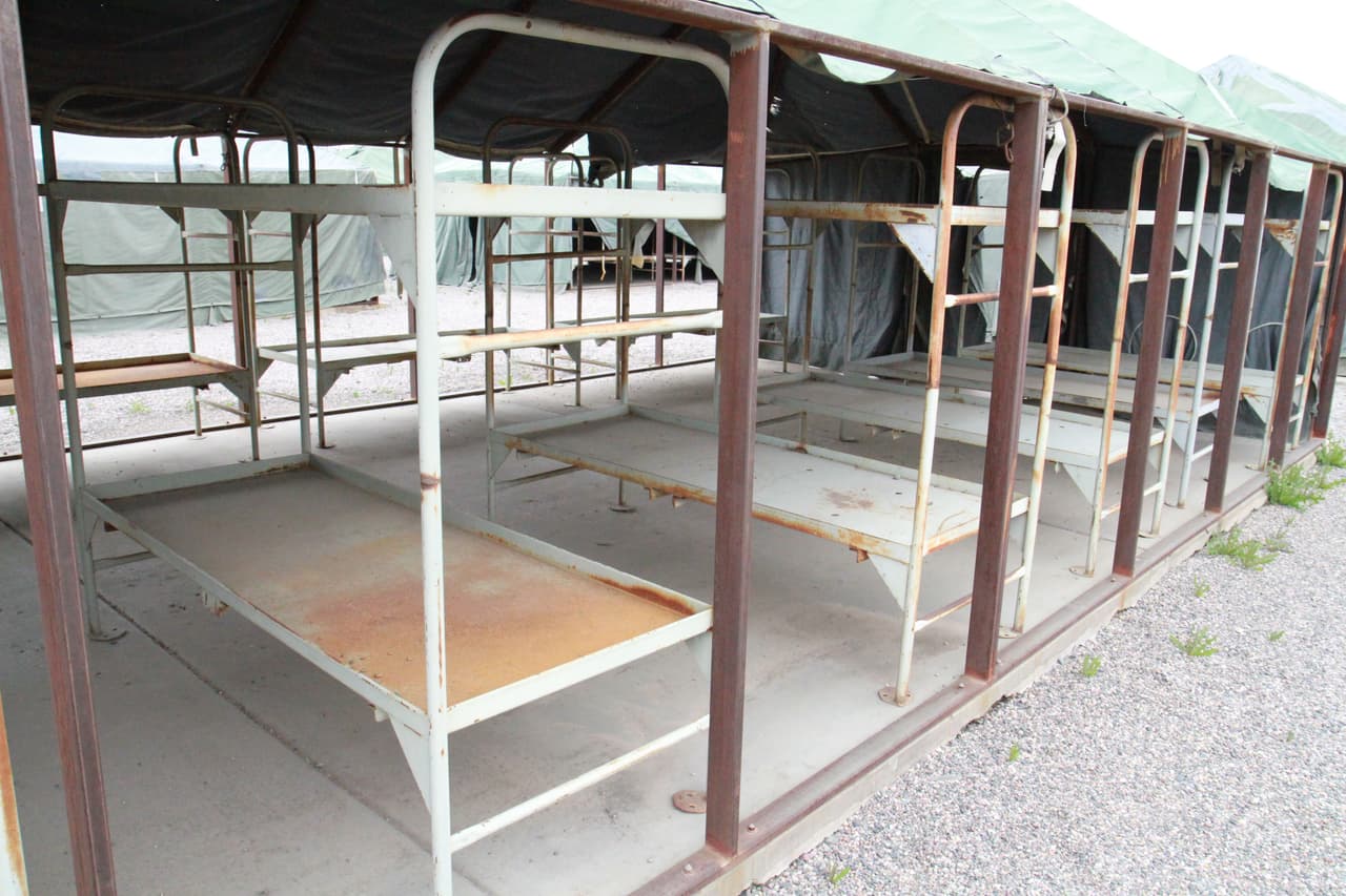 Desmantelan la cárcel 'Ciudad de las Carpas' en Arizona