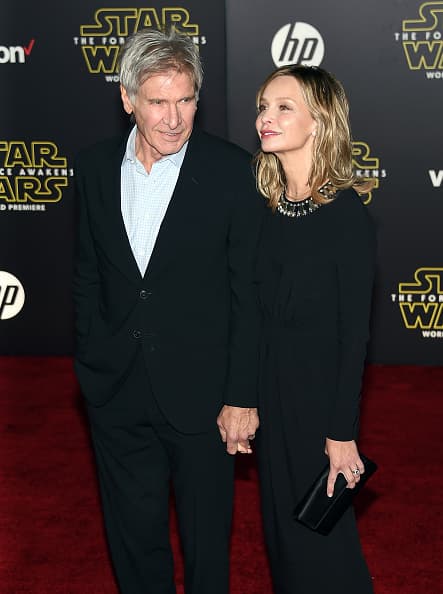 Las estrellas de Hollywood brillaron con todo el poder de la “fuerza” durante el estreno mundial de “The Force Awakens”.