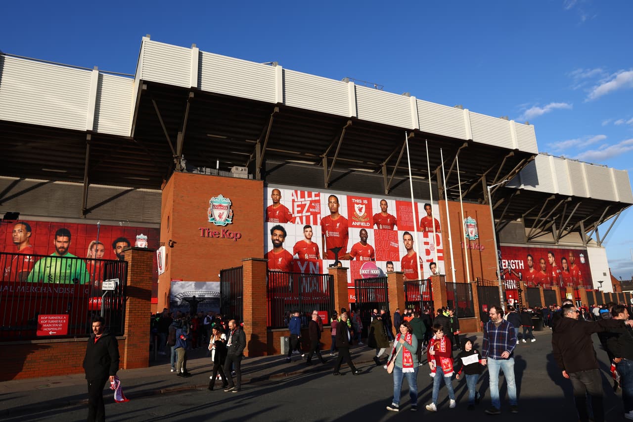 Con mucha angustia, el Liverpool selló su pase a Semifinales tras un intenso 3-3 en el juego de Vuelta que le permitió mantener la ventaja de la Ida, aunque dejó ir dos goles de ventaja en el segundo tiempo ante un muy digno Benfica.