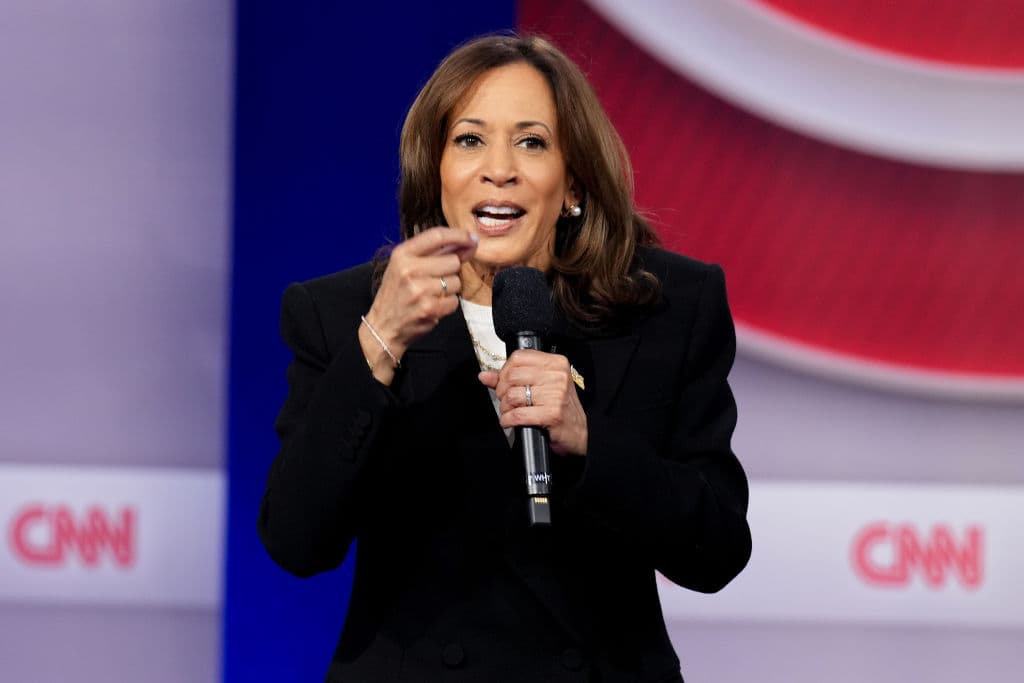 Trump es “un fascista” y “un peligro para EEUU”: las claves del foro de Kamala Harris en CNN