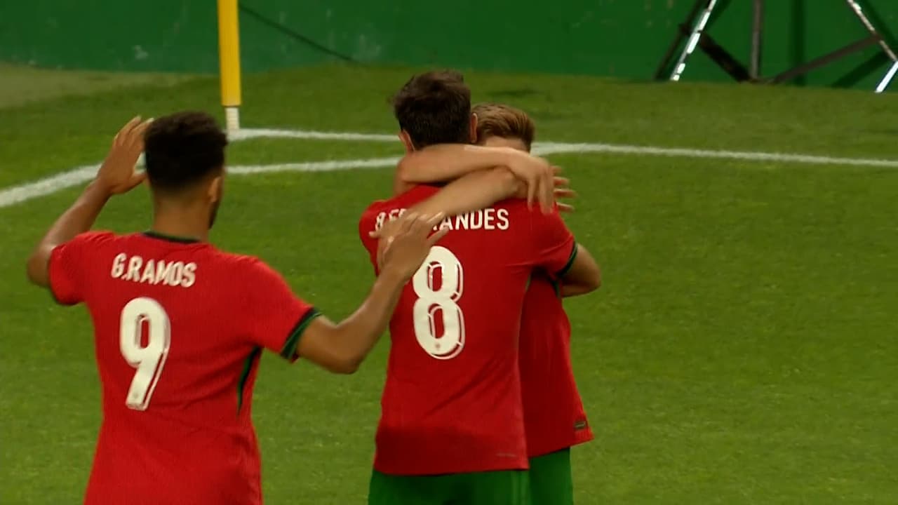 ¡Doblete! Bruno Fernandes pone su segundo gol y sella el 4-2 sobre Islandia