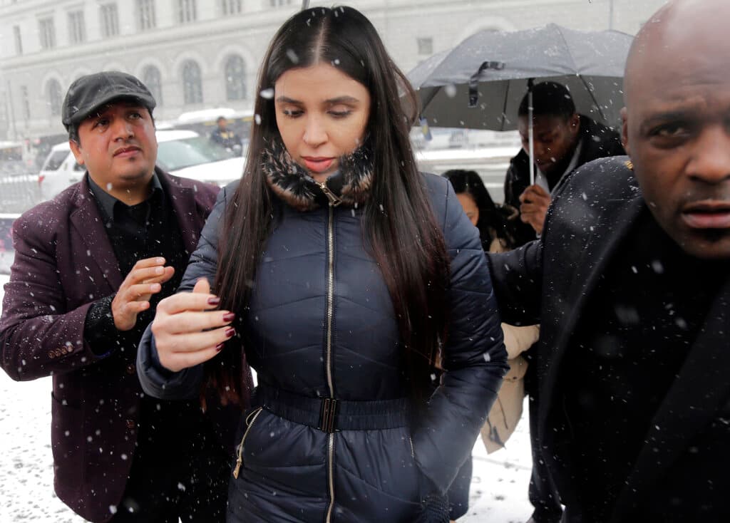 ¿Revelará Emma Coronel información a cambio de ser testigo protegido? Algunos expertos creen que sí