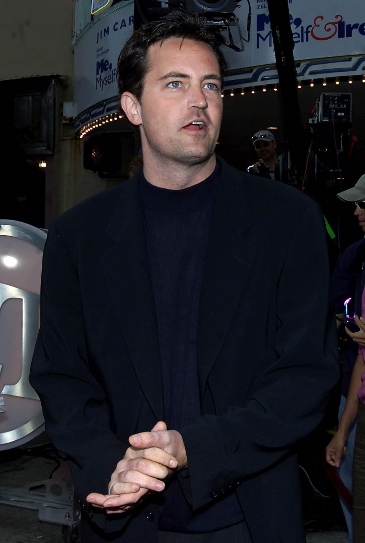 Así lucía Matthew Perry en el 2000.