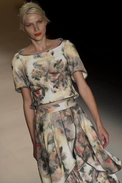 Por el diseño de estas prendas no es recomendable usar accesorios recargados.