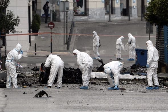 La zona alberga una serie de organismos públicos, empresas y bancos.