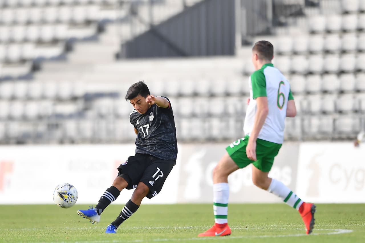 México llegó con la mayor obligación porque su rival de turno también ganó en la primera jornada pero con un marcador más abultado.