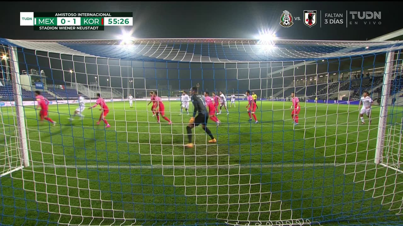 ¡TIRO ATAJADO! disparo por Carlos Salcedo.