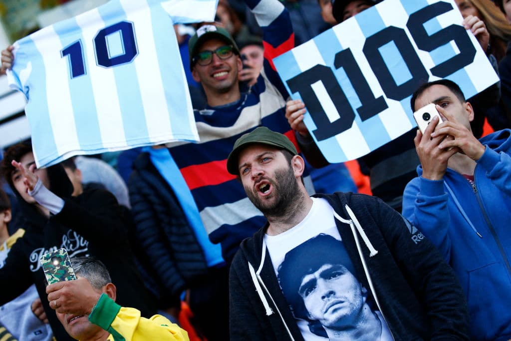 Aldosivi 0-3 Gimnasia La Plata. Con goles de Coronel, Ramírez y García, de penal, 'el Lobo' de Maradona se llevó los tres puntos.