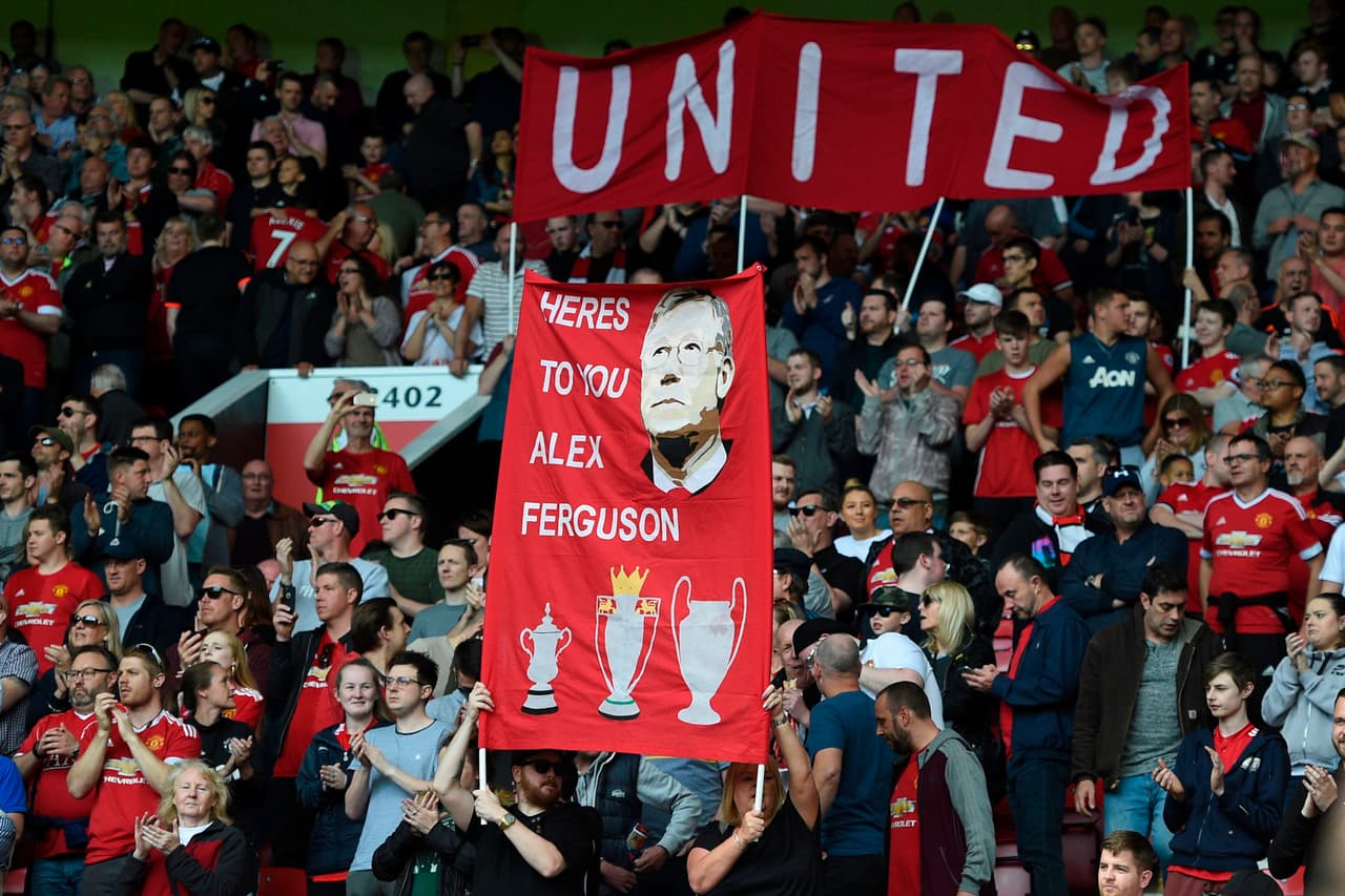 3. Manchester United (Premier League) - 74,976 espectadores promedio