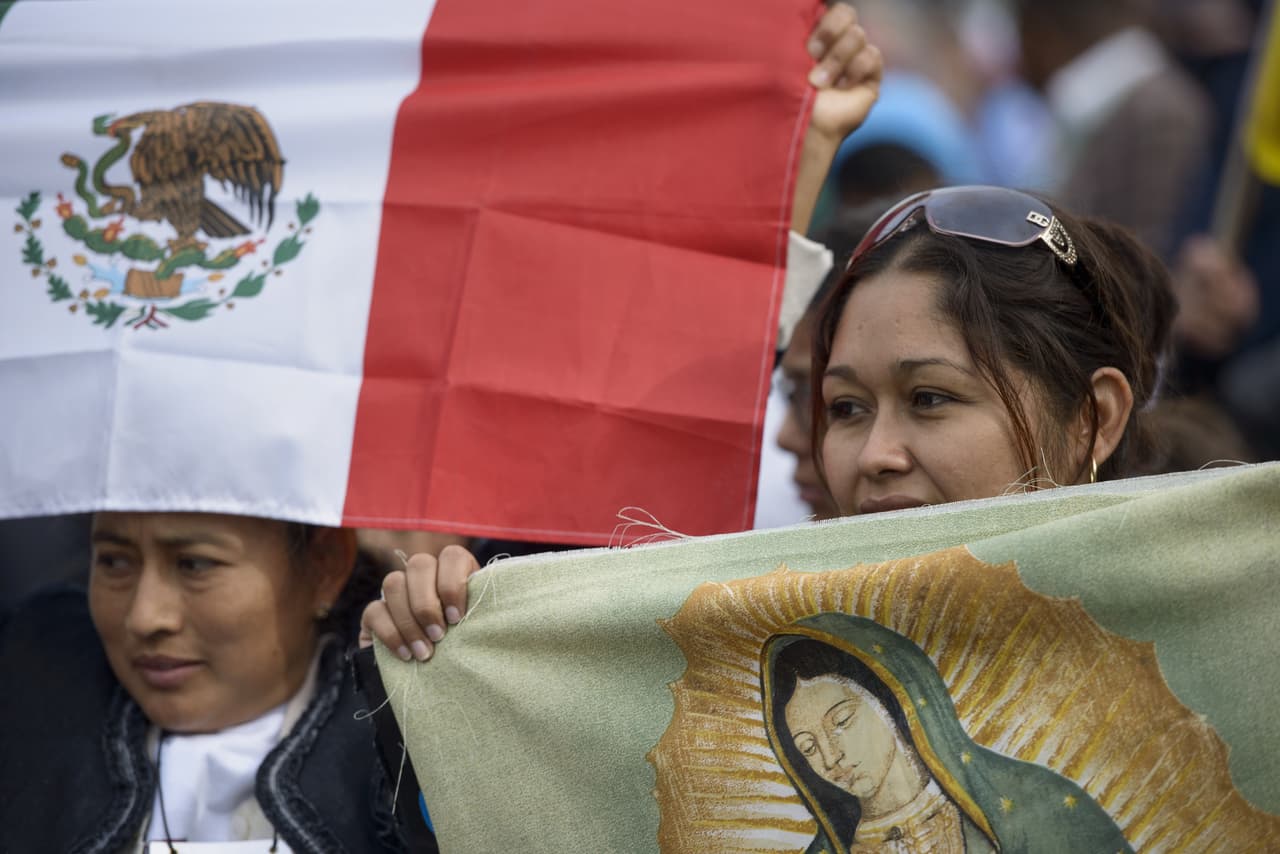 Padres, acompañados por sus hijos, no dudaron en acudir al Encuentro Mundial de las Familias, el primero que preside el papa.