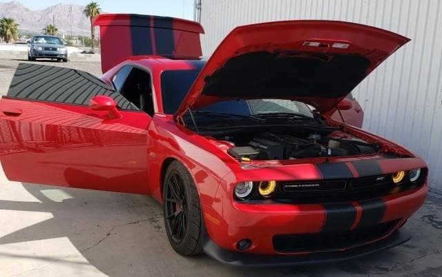 DC Solar Solutions cerró sus puertas, despidieron a 100 empleados y sigue abierto el caso contra los Carpoff en una corte federal de Sacramento, en California.