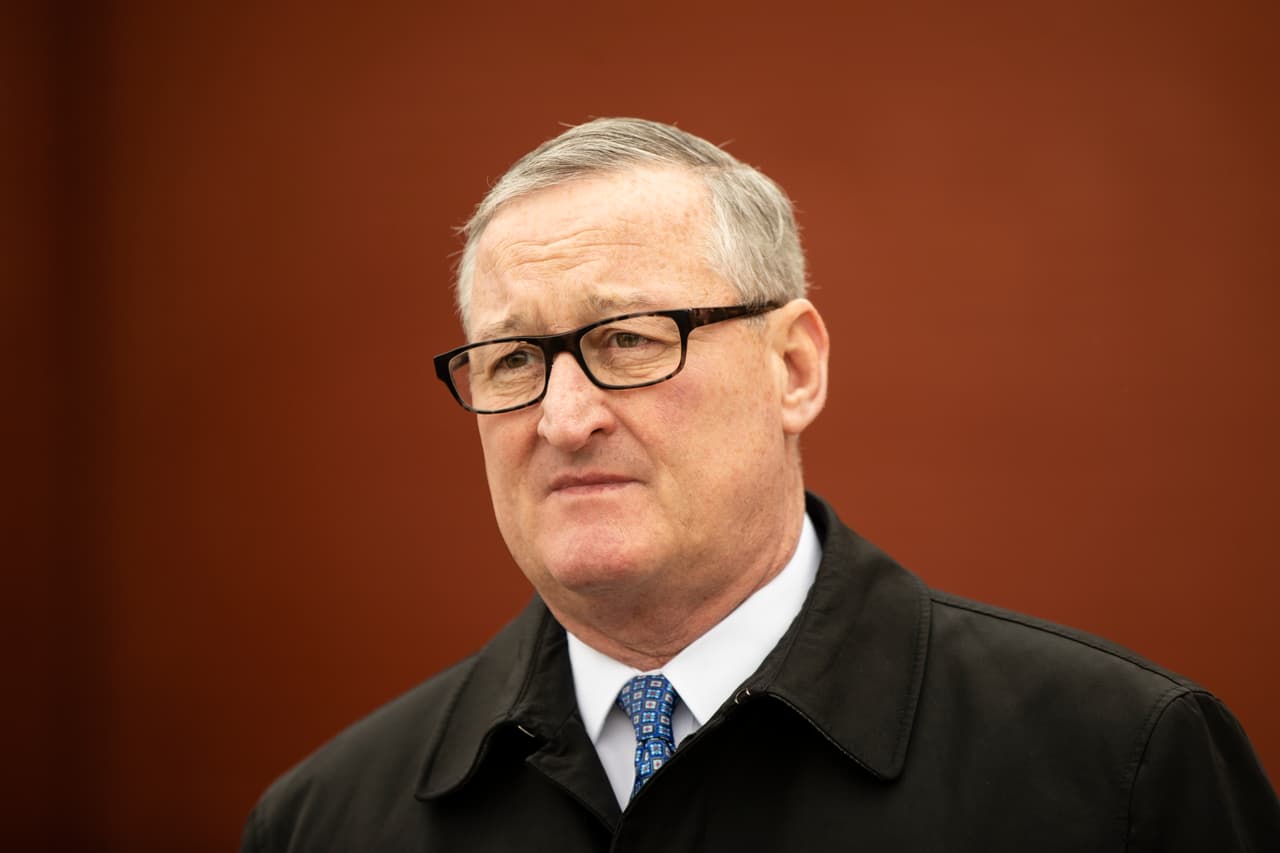 <b>Jim Kenney</b>, alcalde de Filadelfia. “Lo que el presidente necesita hacer es, francamente, ponerse los pantalones de chico grande. Necesita reconocer el hecho de que ha perdido, y necesita felicitar al ganador", dijo el funcionario demócrata. La mayoría de los votos que restan por contar en Pennsylvania son del área de Filadelfia.