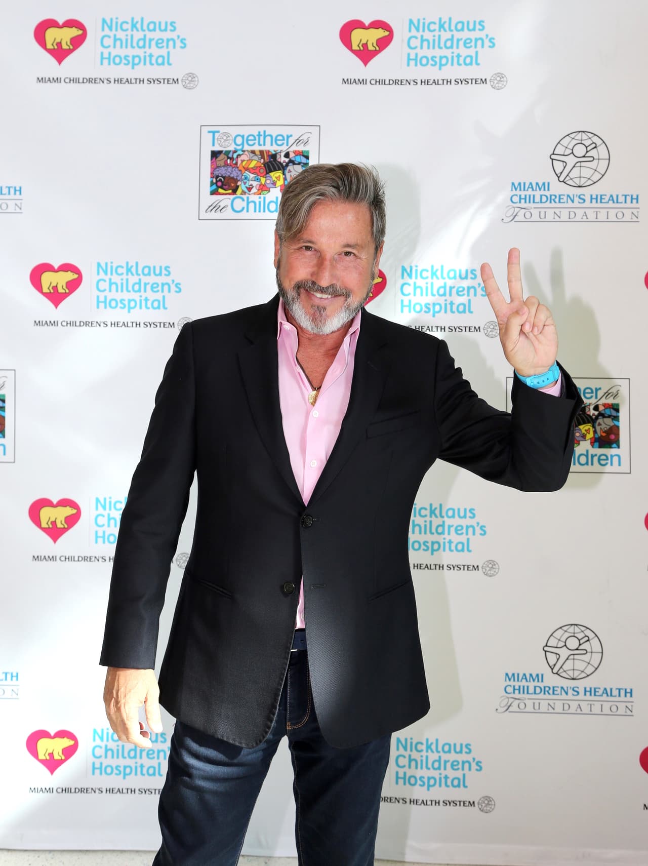 El padre de Mau y Ricky, Ricardo Montaner, no pudo negarse a la invitación de Richard Branson para asistir y apoyar esta causa.
<br>