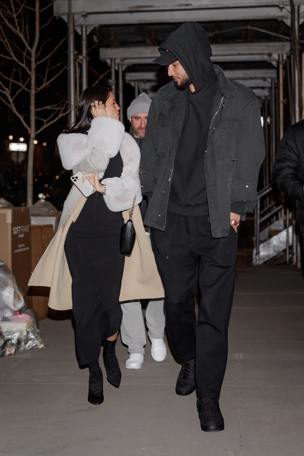 Según este informante, la pareja ha tratado de mantener su romance en secreto.
<br>