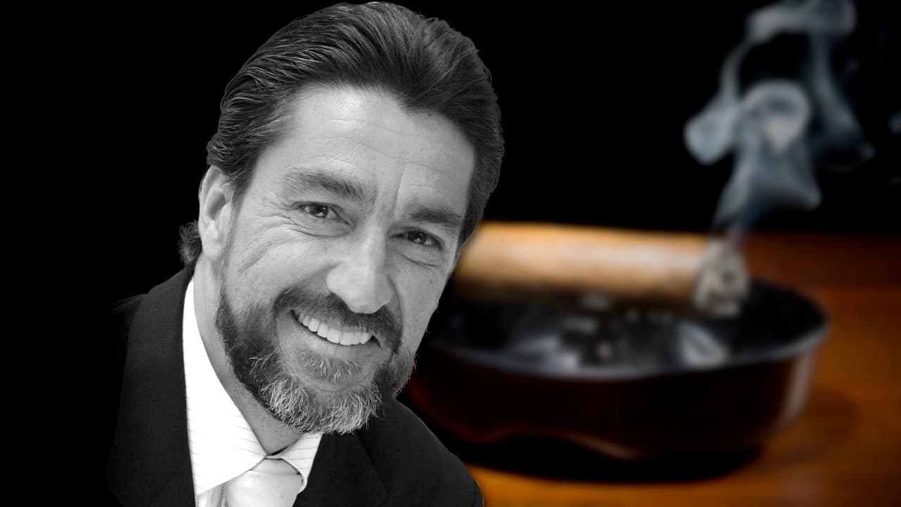 El colombiano Luis Fernando Montoya, quien participó en 'La Viuda Negra' de Univision y la serie 'Sin senos sí hay paraíso', falleció el 26 de junio a consecuencia del cáncer de garganta que le habían detectado en febrero de 2017. Tenía 61 años de edad.