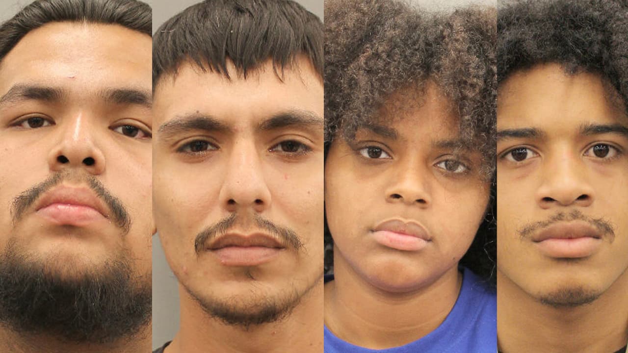 Cuatro jóvenes enfrentan cargos de asesinato con posibilidad de pena capital por matar a un hombre en Houston