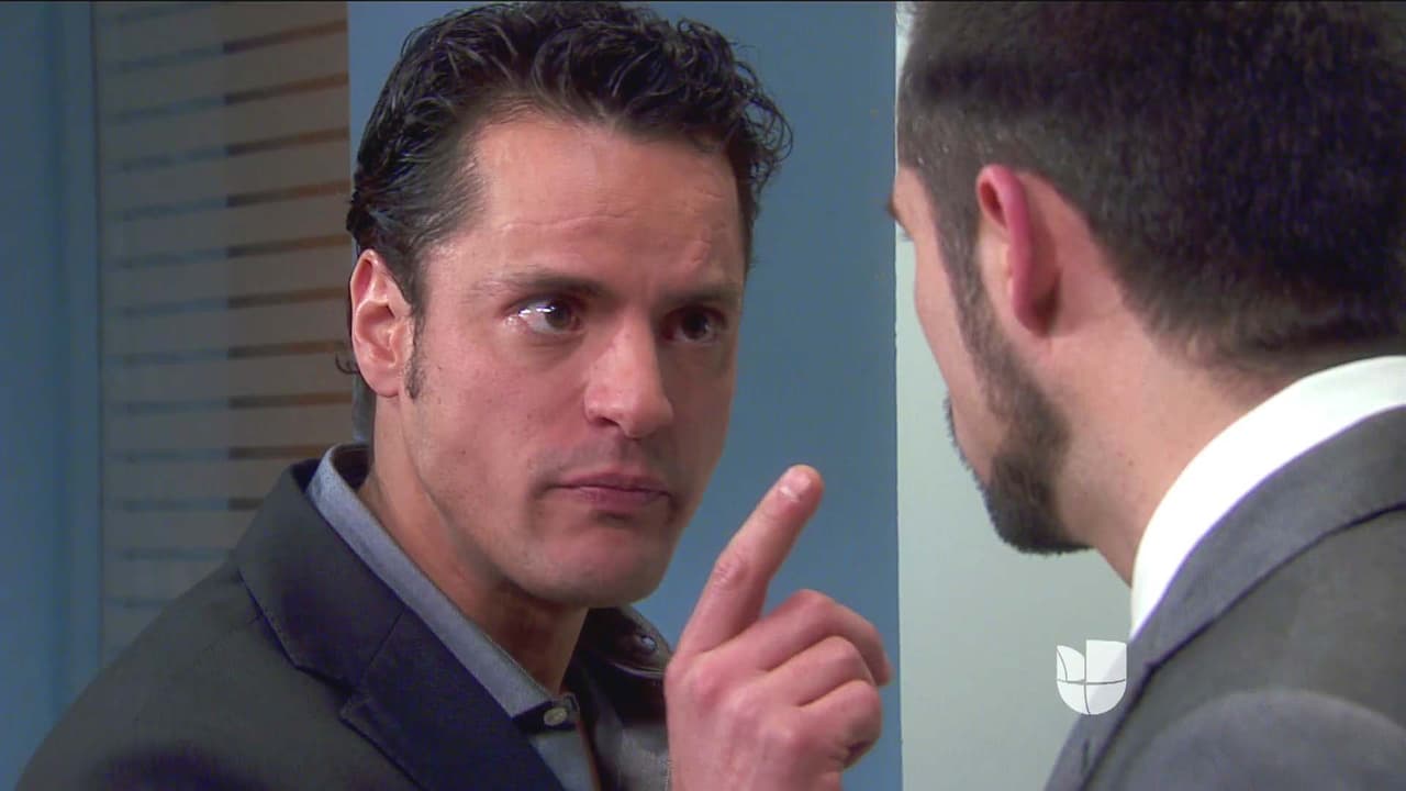 Osvaldo no puede creer lo que le estás diciendo Pedro.