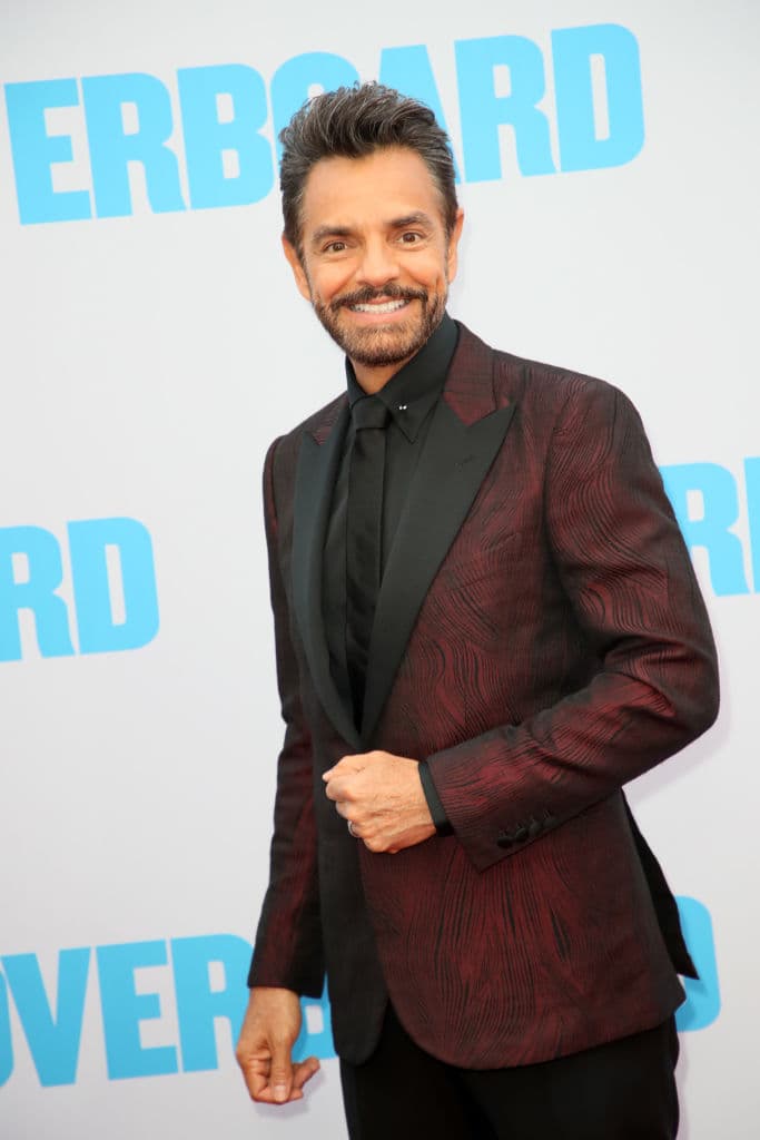 "Como que él (Eugenio Derbez) siempre ha sido prevenido de más, a un grado como demasiado, entonces siempre nos decía: 'Ten cuidado porque hay demasiada competencia', además, él aprendió a la mala, la verdad", indicó Aislinn. 
<br>