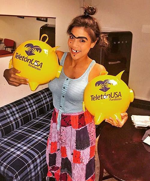 Mela también apoyó al Teletón USA. (5 de diciembre, 2015).