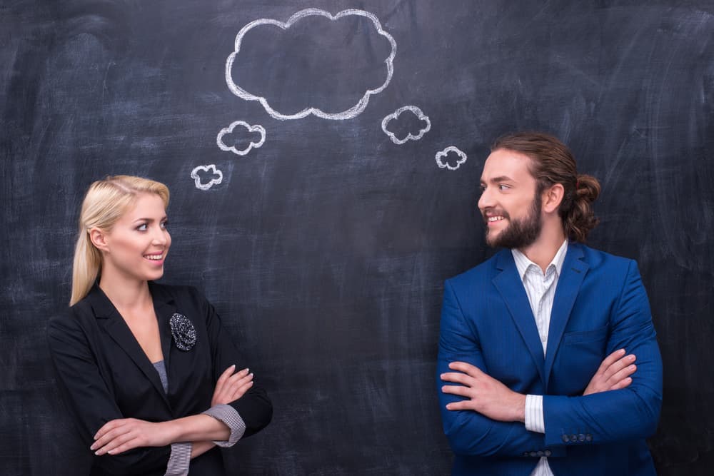 Además, como parte del estudio de la telepatía se ha revisado la conexión que tienen ciertas personas con sus parejas, amigos o familiares. ¿Te pasa luego que sabes perfectamente qué está pensando tu novio o tu mejor amiga? ¿Has completado sus frases? Con tan sólo una miradita, pueden estar conectados mentalmente y saber qué está pensando el otro.