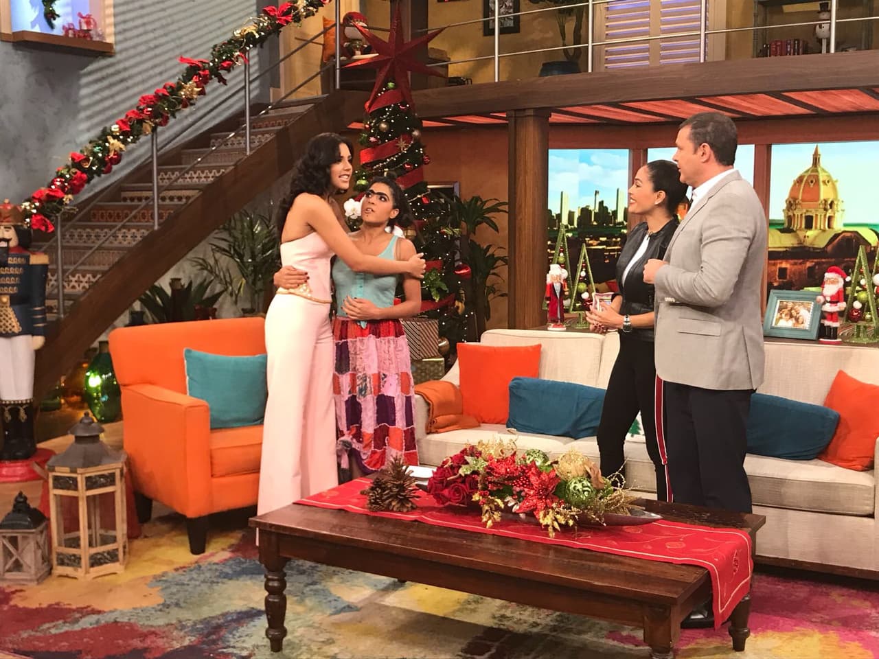 También nos enteramos que Mela fue quien la enseñó a modelar, ella es sin duda la mejor maestra.