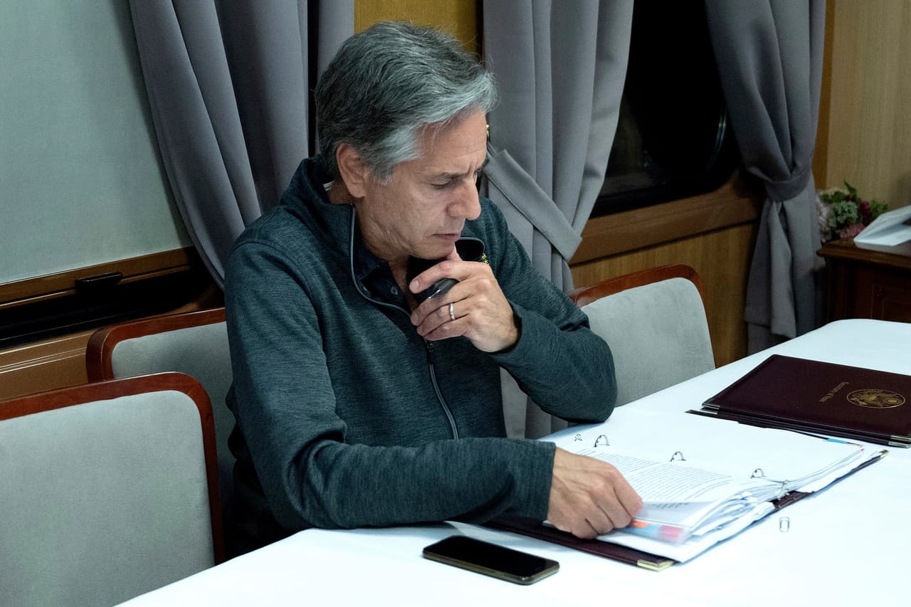 Blinken visita por sorpresa Kiev horas después de un ataque ruso a la capital de Ucrania