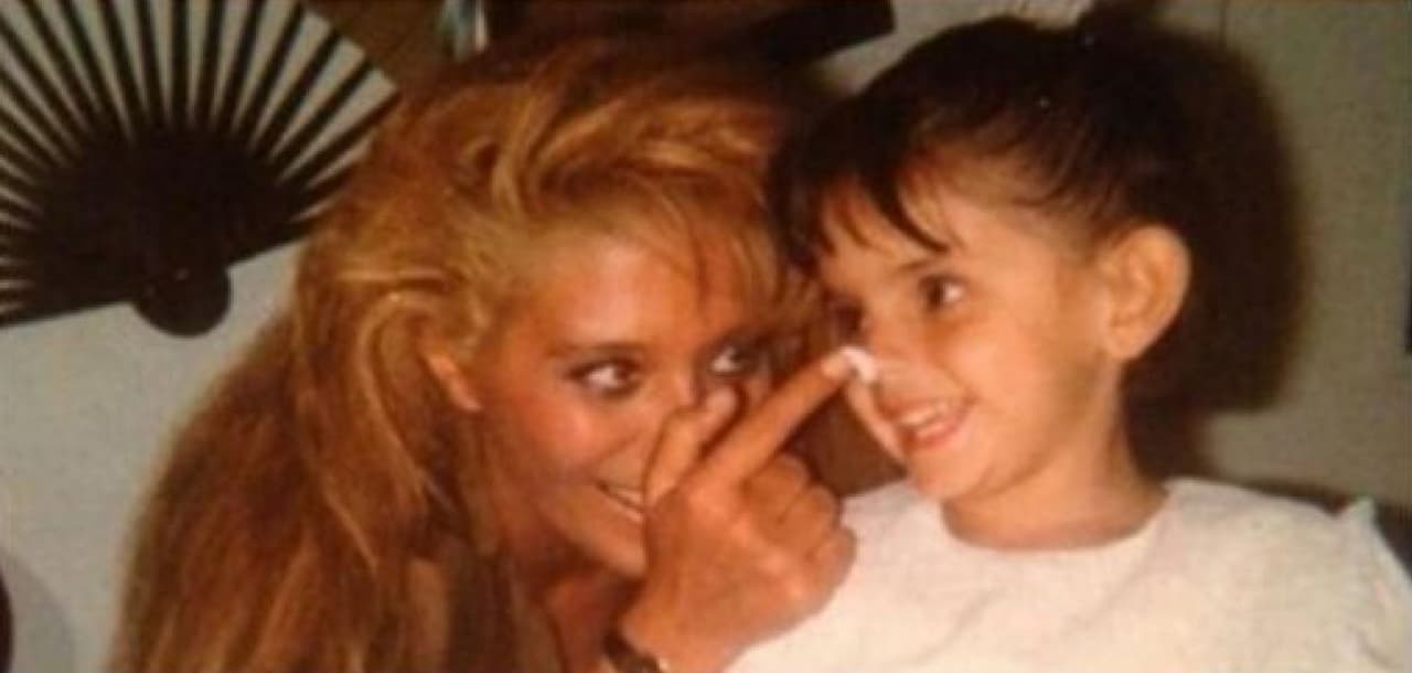 Desde paqueña, Aislinn mostró el impresionante parecido con su padre.