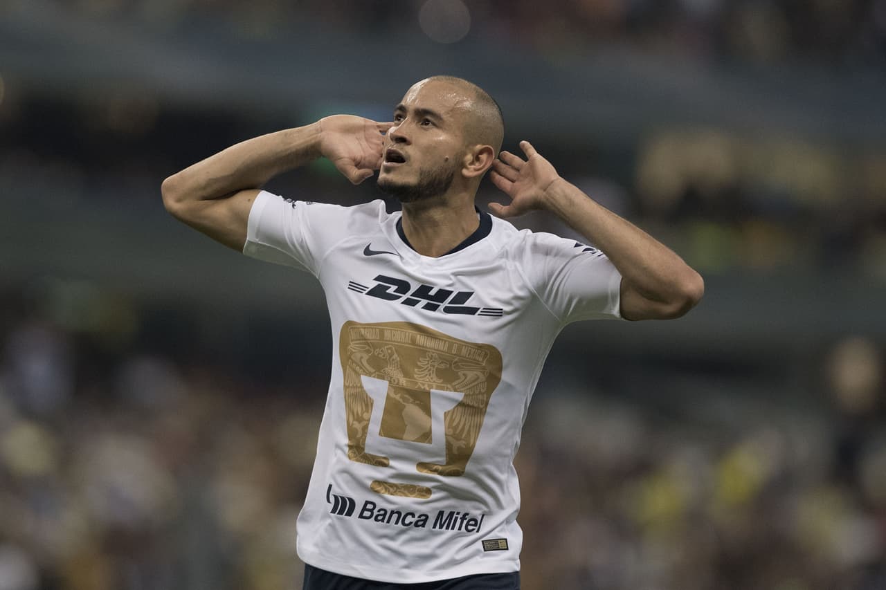 Pumas no permitió que el América se adueñara del partido y gracias a Carlos González, los felinos empatan el encuentro.