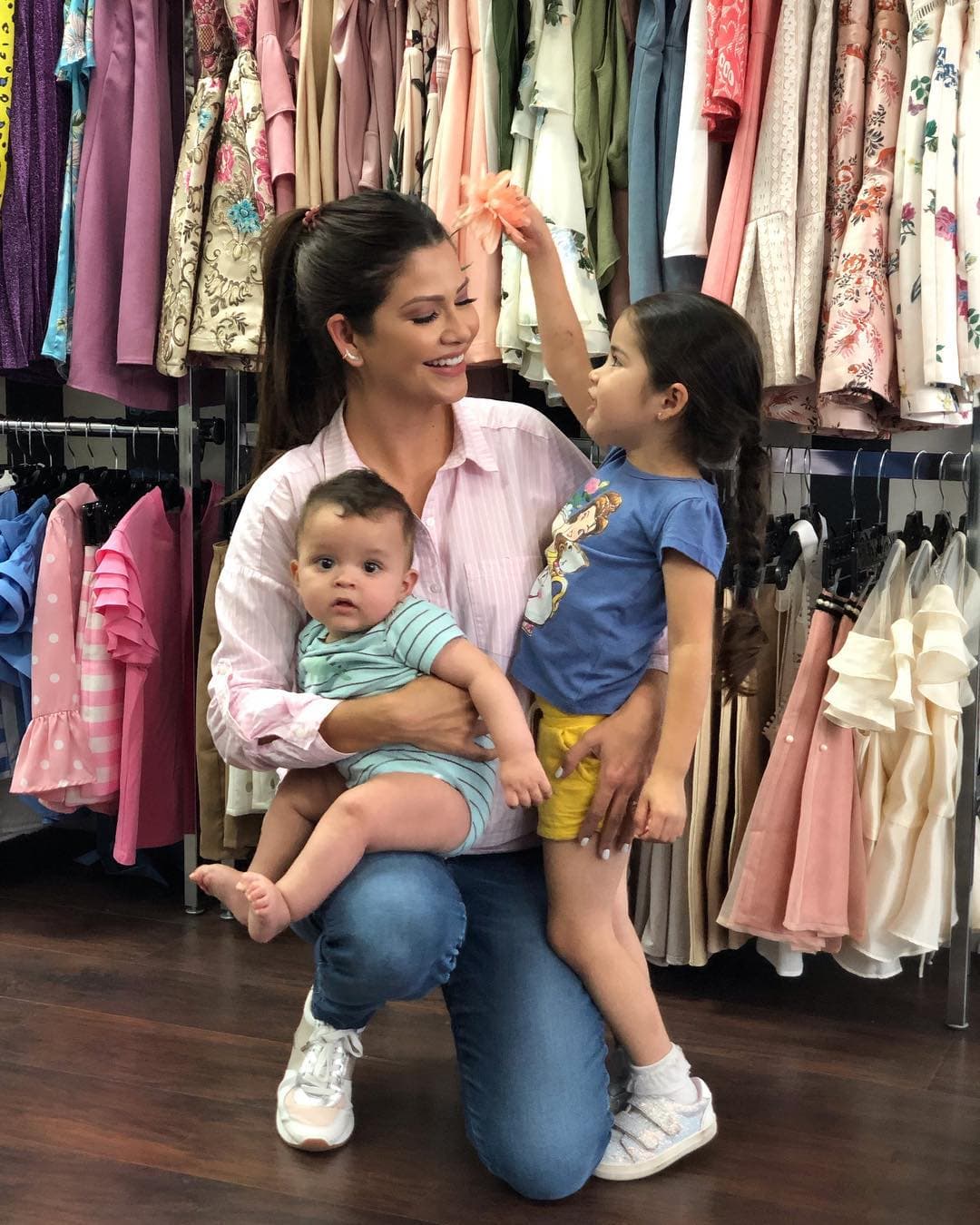 El proyecto de la boutique lo ha desarrollado a la par de su maternidad, por lo que sus hijos son su motor para seguir siendo perseverante en sus metas.
<br>