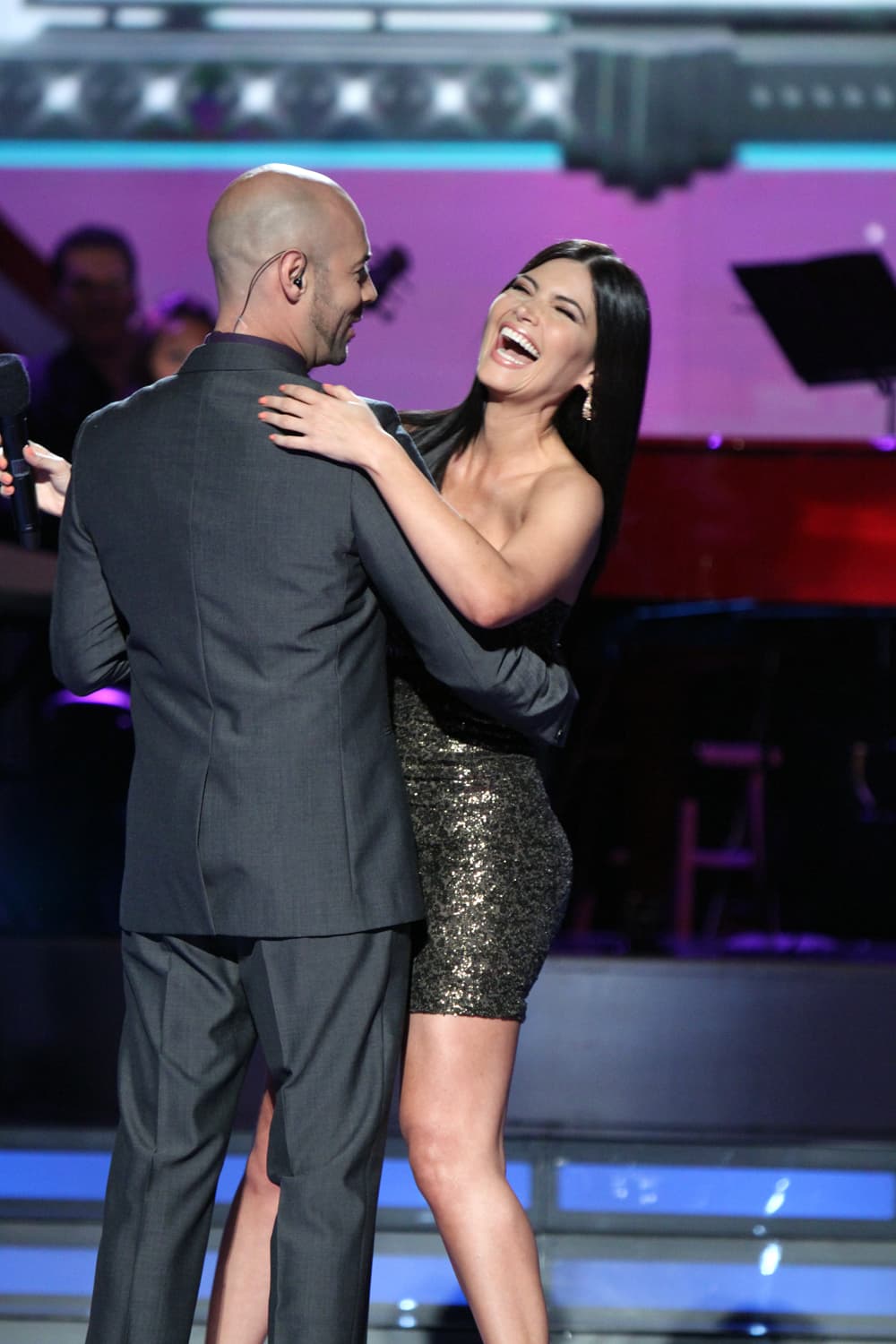 Alguna vez, el locutor bomeó al decir que la presentadora tenía un gran defecto: "Chiqui tiene sólo un defecto: Jorge', refiriéndose a su pareja, el periodista Jorge Ramos, con el que tiene una relación desde hace varios años.