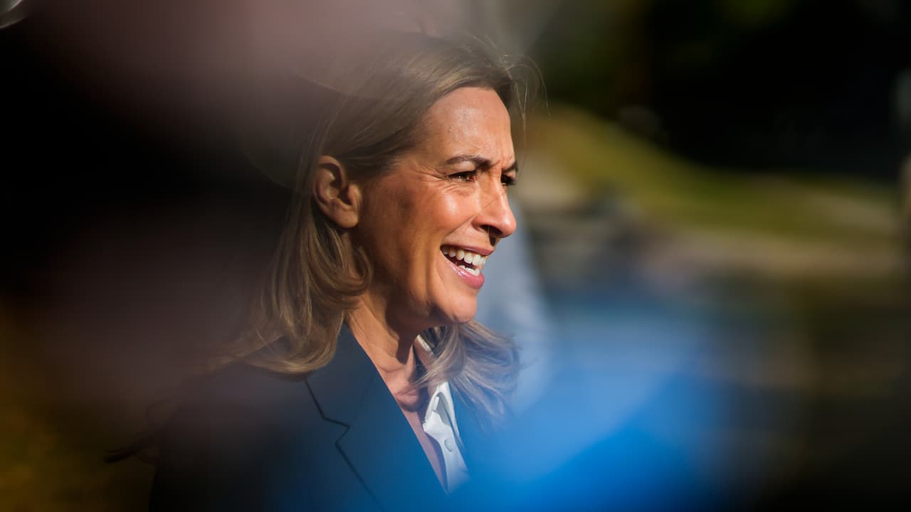 “Gracias a Dios ganó ella”: hispanos en el sur de Nueva Jersey, esperanzados por triunfo de Mikie Sherrill