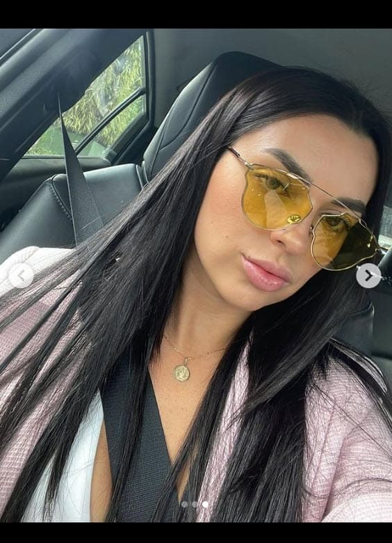 Aranza Peña quiso cumplir su sueño de entrar al mundo de los foros y la televisión. Se preparó primero estudiando en el Centro de Formación Actoral para Televisión (Cefat) de TV Azteca a donde llegó en 2013.
<br>