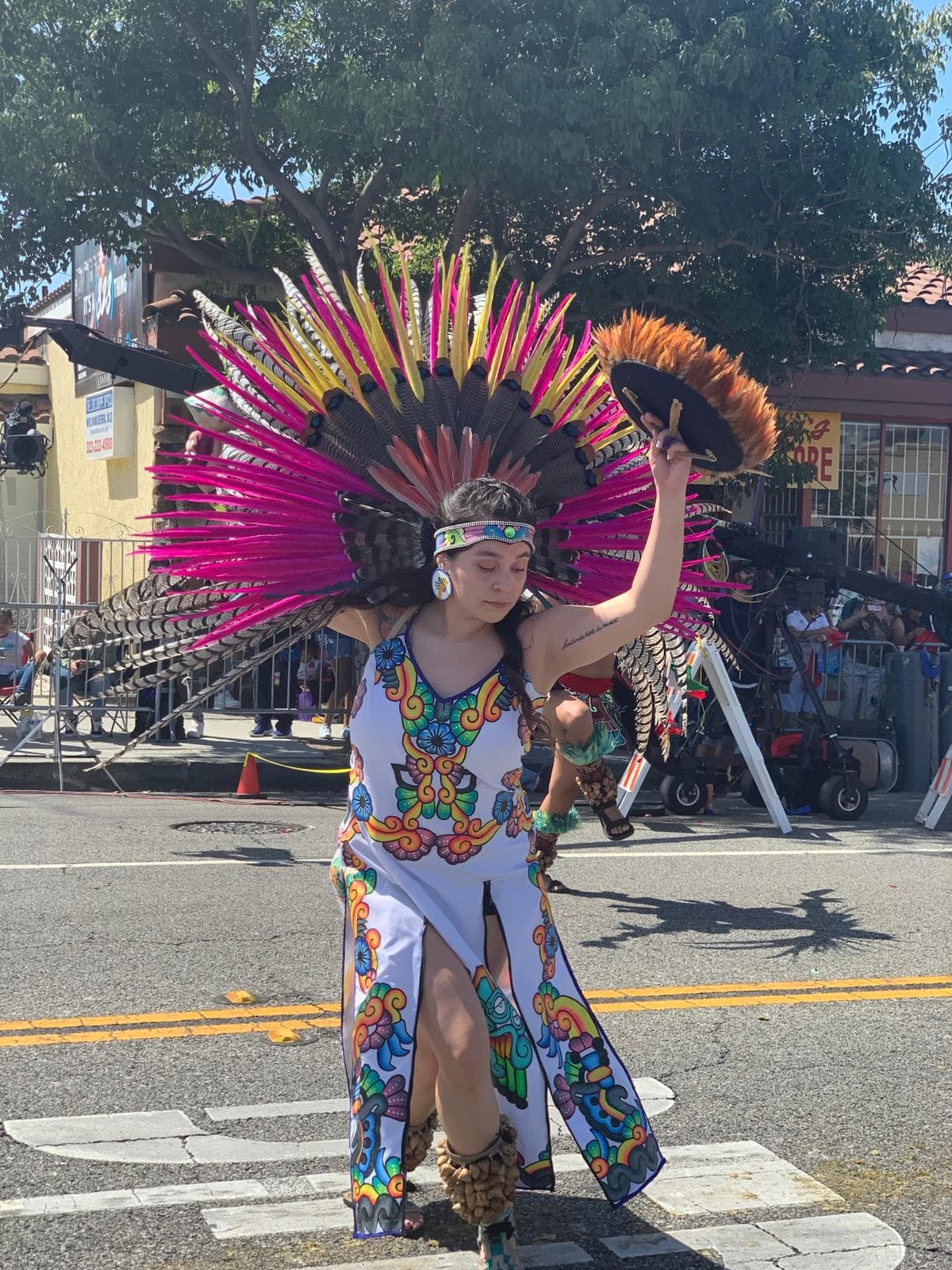 En sus diferentes representaciones, los danzantes dieron lo mejor de sí durante el recorrido.