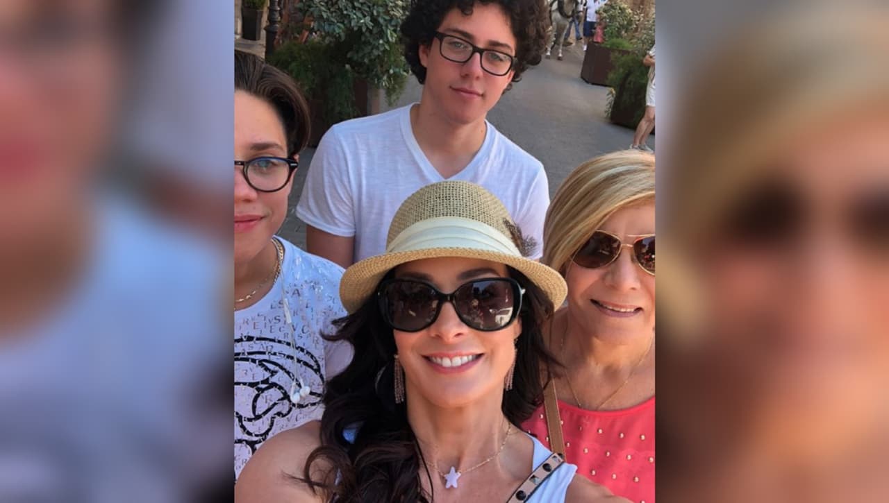 Hubo tiempo para un 'selfie' en familia.