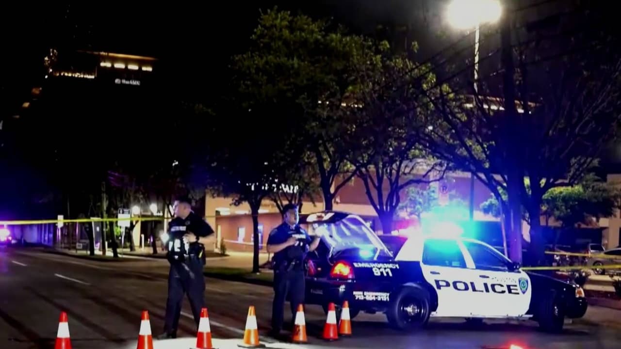 Sospechoso de tiroteo mortal frente a un club nocturno en Midtown está vinculado a otro crimen