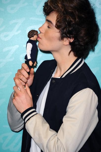 Miles de jovencitas morirían por darle un beso a cada uno de estos bombones.