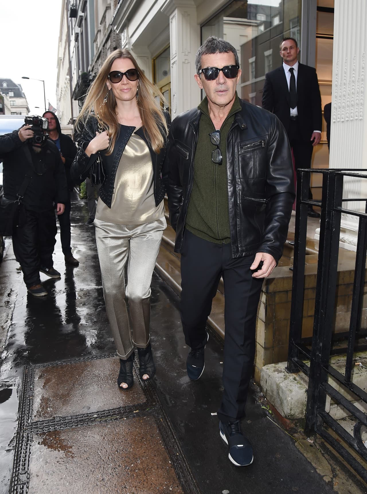 El español y su amorcito conocieron la nueva línea de ropa de Victoria Beckham en Londres.