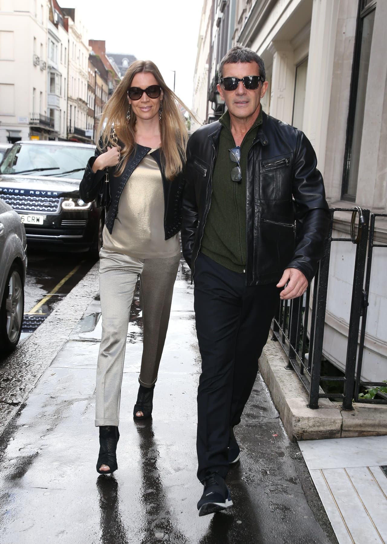 El español y su amorcito conocieron la nueva línea de ropa de Victoria Beckham en Londres.