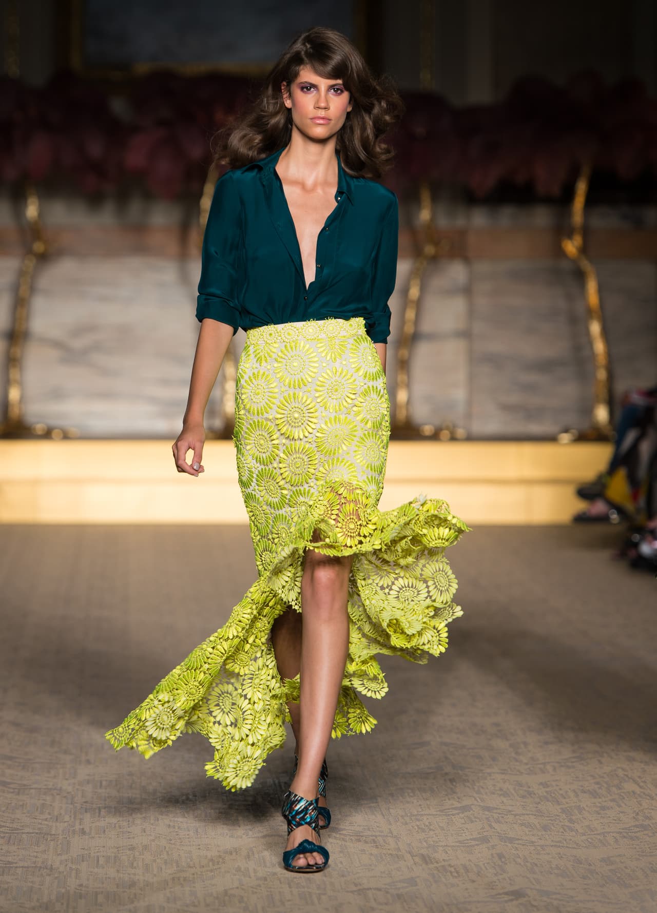 Este color es un aporte de luz para tu rostro. Brillarás por sí sola.