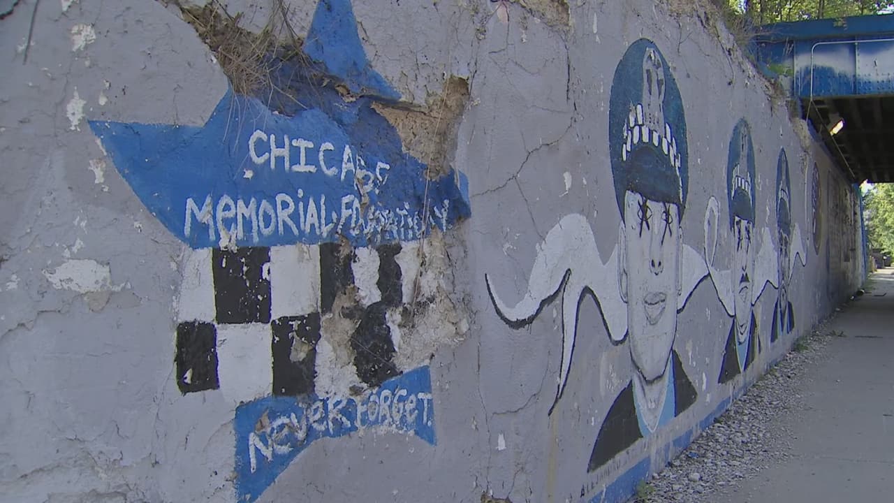 Vandalizan murales en honor a la oficial muerta Ella French en Las Empacadoras