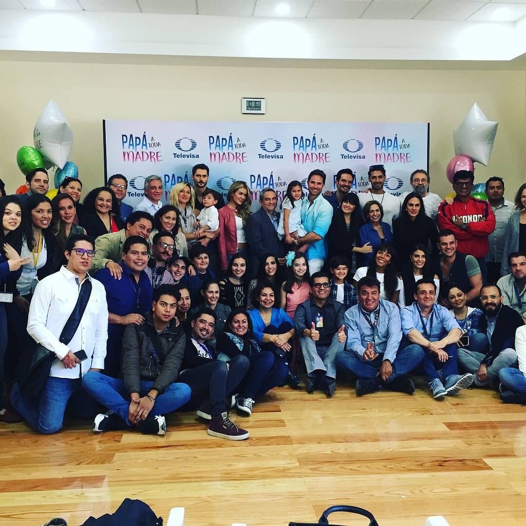 La producción de ‘Papá a toda madre’ inició grabaciones el pasado 14 de agosto, este proyecto espera robar miles de corazones.