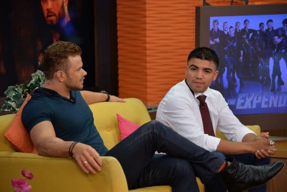 Kellan Lutz y Banderas ya habían estado de visita en nuestra casa, pero era la primera vez de Victor Ortiz.