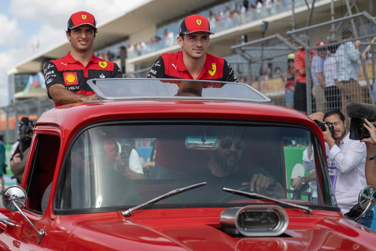 Brad Pitt, Pharrell Williams y Ed Sheeran atestiguaron el triunfo de Red Bull en el GP de Estados Unidos.