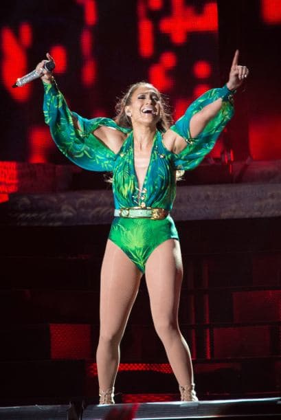 Pero no fue así, llegó sola, dejando en claro que está nuevamente soltera.Más videos de Chismes aquí.