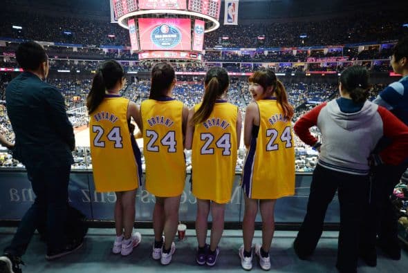 Lakers emite alerta de fraude para último juego de Kobe Bryant