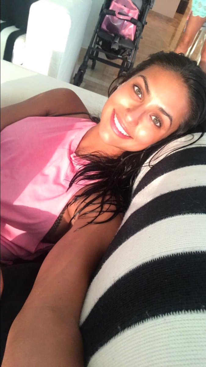 <b><a href="http://www.univision.com/temas/renata-notni">Renata Notni</a></b> fue otra que no reveló su destino turístico, pero de lo que sí nos dimos cuenta fue del intenso bronceado que tomó en sus vacaciones. "Después de 7 meses sin poderme broncear... ¡ahora sí, me desquite!"