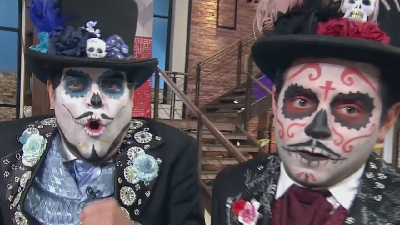 Jorge 'El Burro' Van Rankin no se podía quedar atrás y así es como lució vestido de catrín.