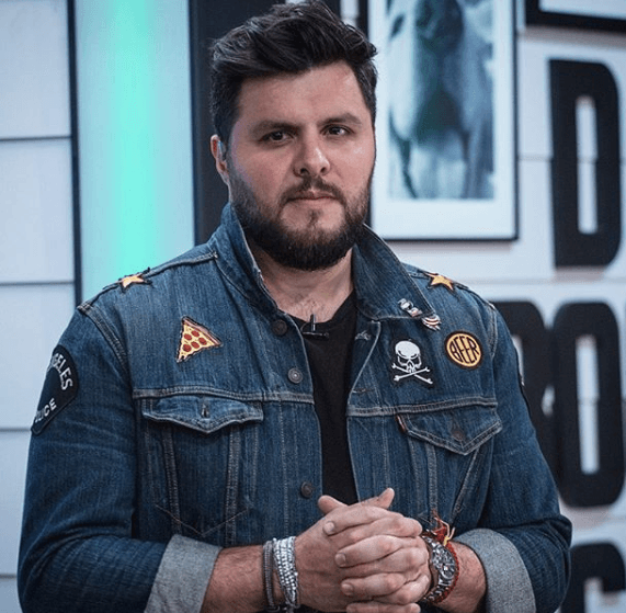 Paul Stanley estrenó una nueva faceta en su carrera al conseguir su primer protagónico con el personaje de Carlos Fernández de León en la serie ‘Mi Querida Herencia’ y por eso te queremos compartir algunos datos que quizá no conocías de él. 
<br>