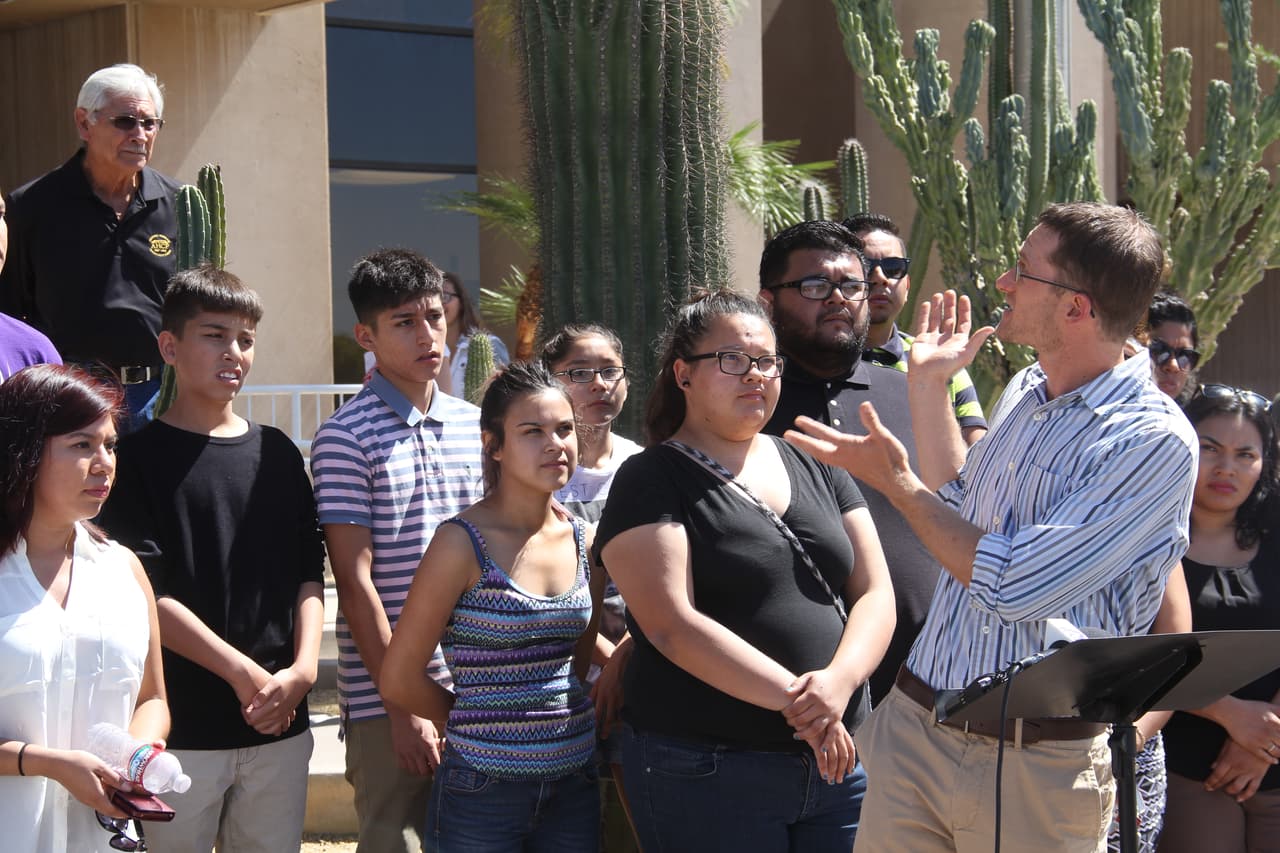 Líderes religiosos también estuvieron presentes.