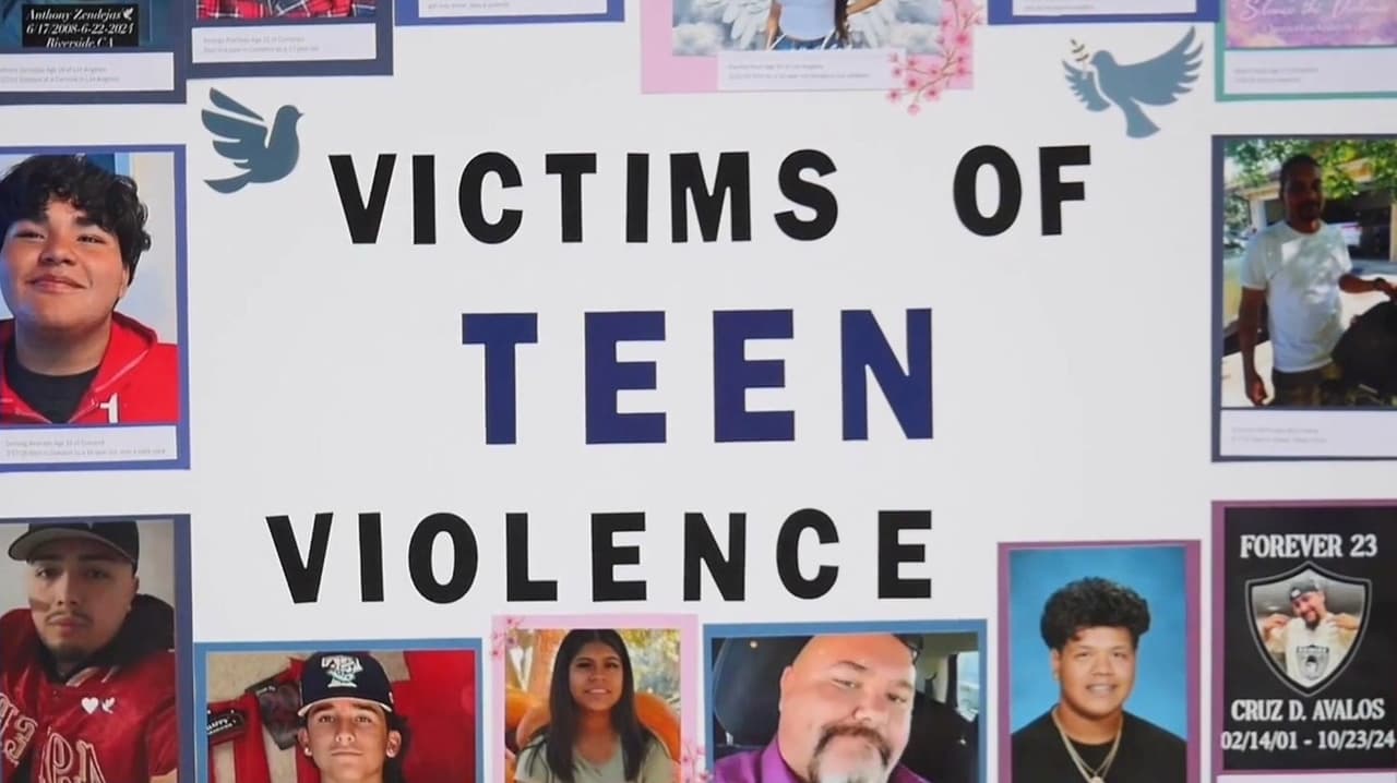 “Aquí estamos peleando”: Padres de víctimas de violencia juvenil piden castigos más severos